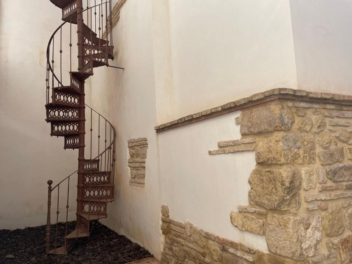 La Casa De La Escalera 2 Apartment Cordoba Ngoại thất bức ảnh
